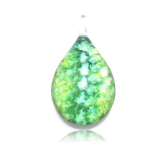 WSWN559 - Green Glass Teardrop Pendant Necklace