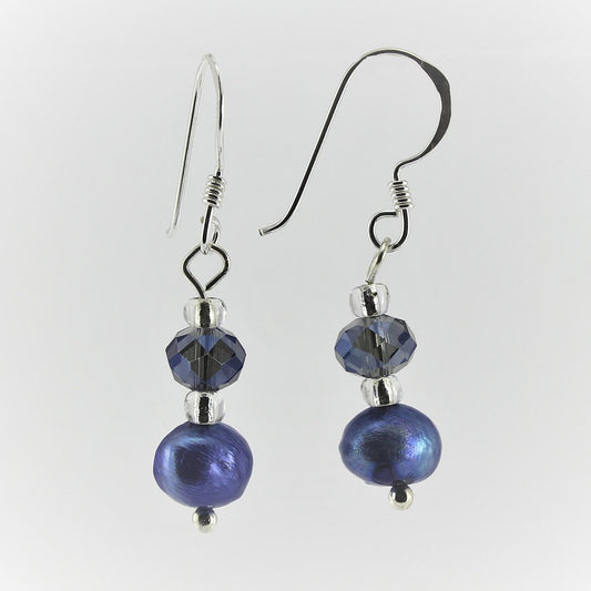 WSWE0017BL - SOPHIE - Navy Freshwater Pearl Drop Earrings