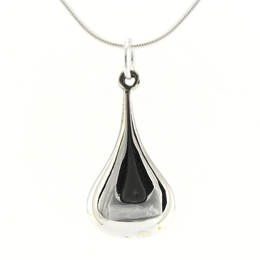 SWN136 Sterling Silver Pendant Necklace