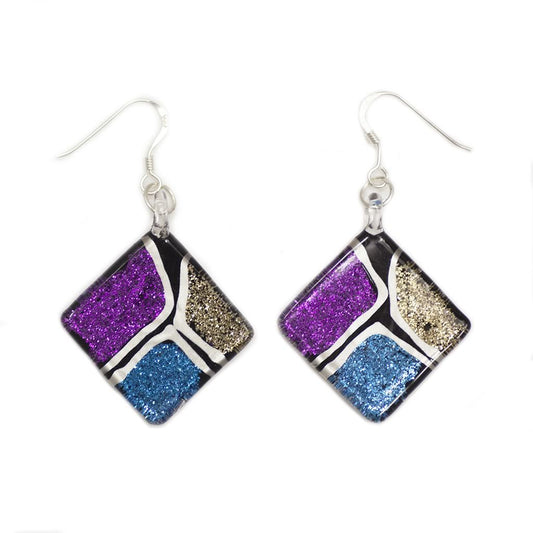 A beautiful hand-made lampwork glass earring individually painted. With sterling sliver hooks. 